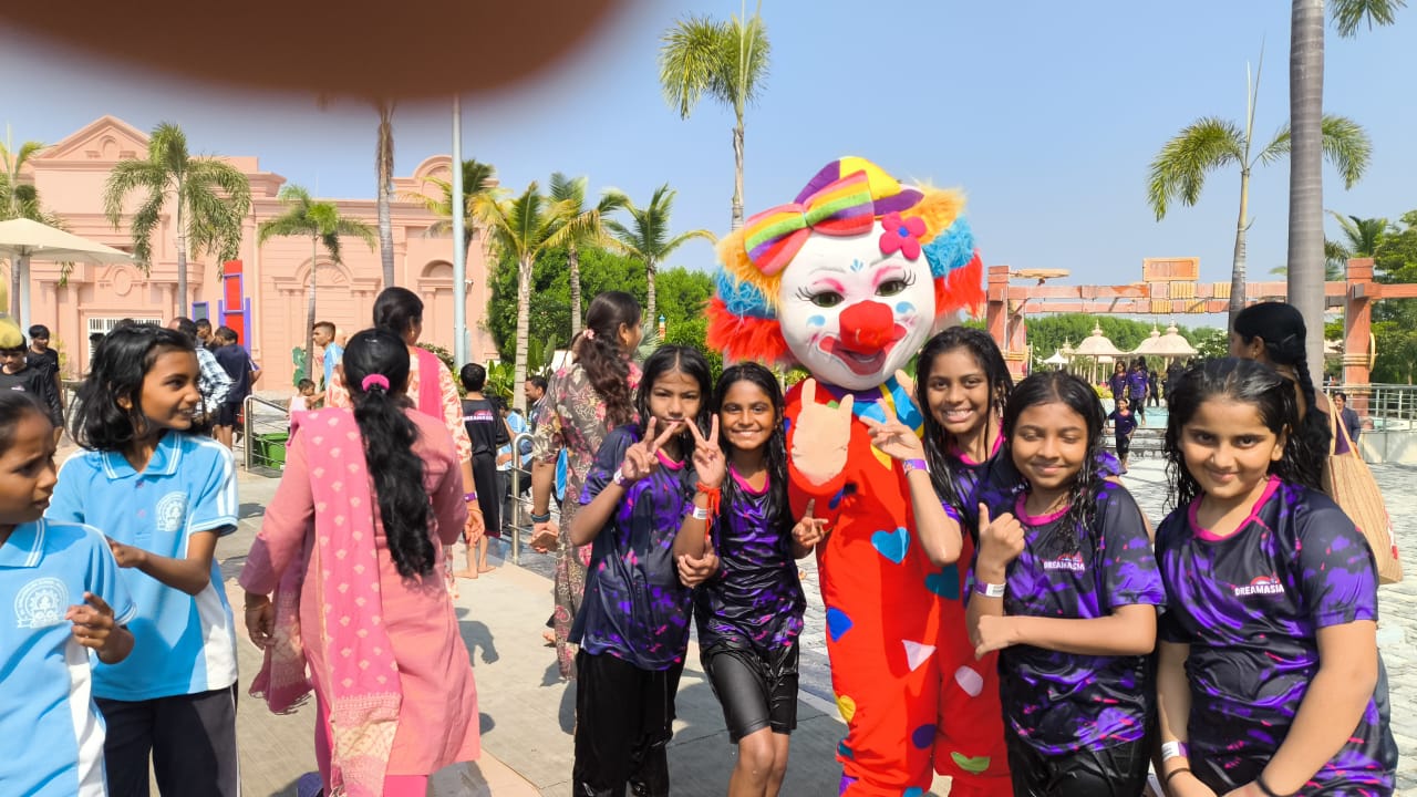 Students Tour3